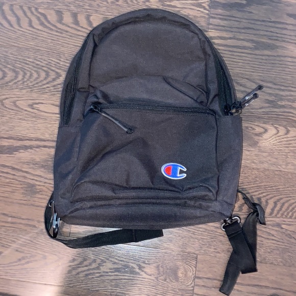 KIDS CHAMPION BACKPACK - Picture 2 of 5